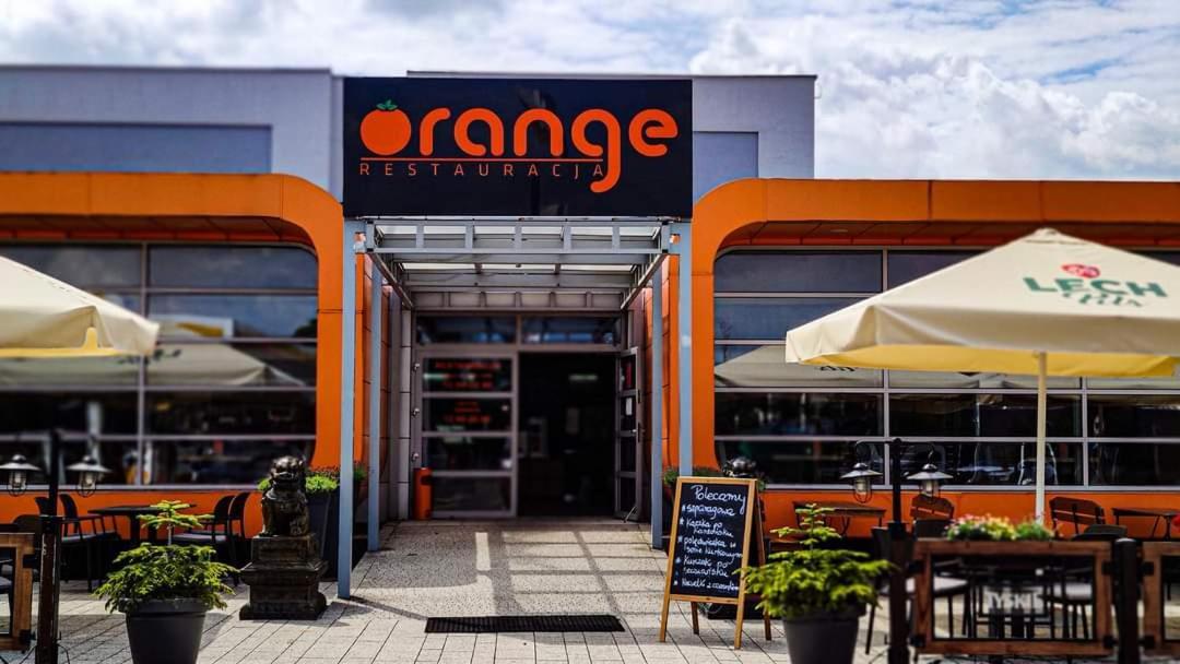 Hotel Orange Przeźmierowo Buitenkant foto
