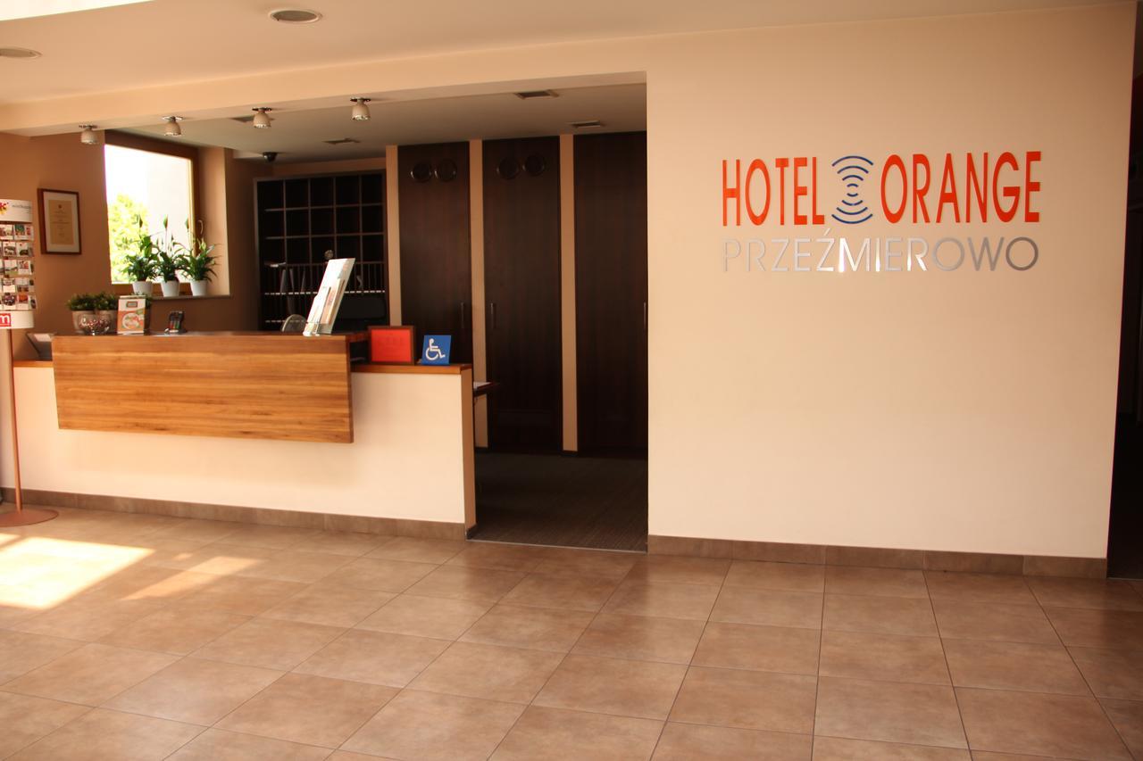 Hotel Orange Przeźmierowo Buitenkant foto